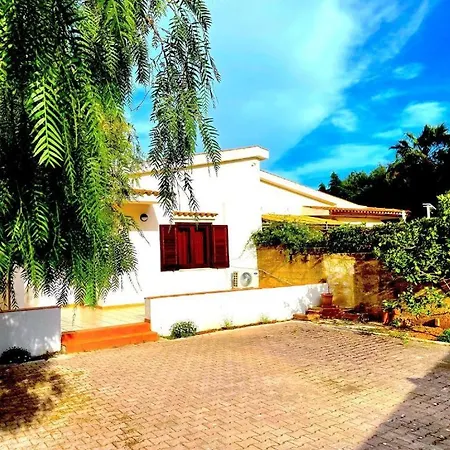 Holiday home Carlo V Sicilian Holidays *